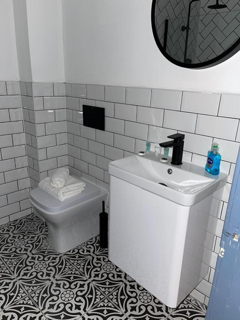 Stunning 1 Bed Apt In West End Γλασκώβη Εξωτερικό φωτογραφία